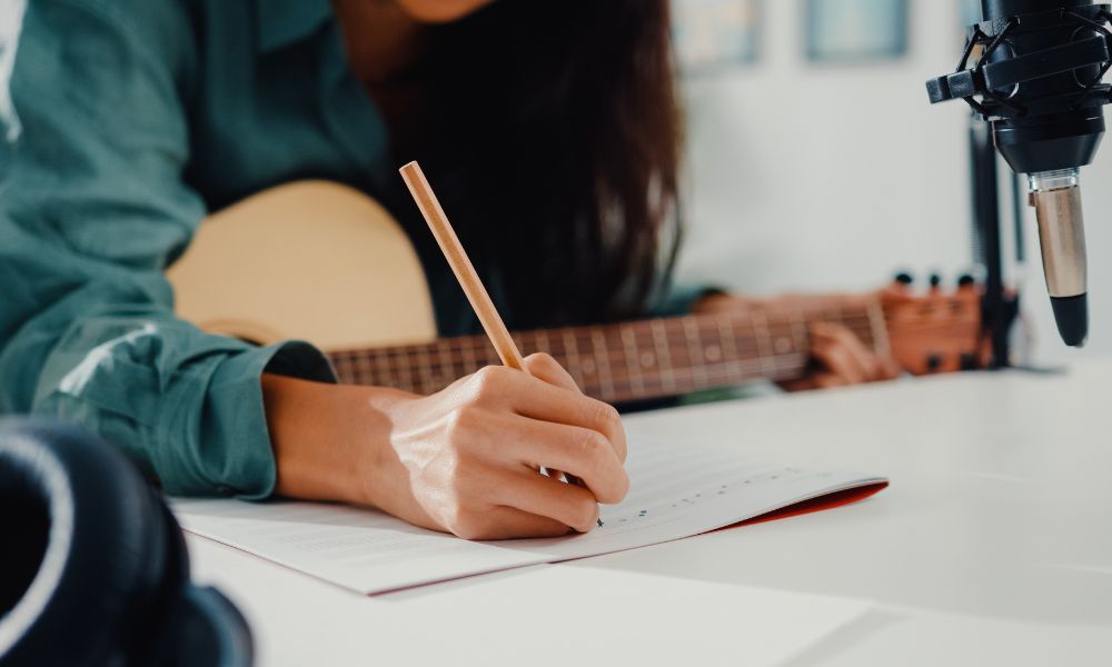 4 Pieces of Advice for Beginner Songwriters