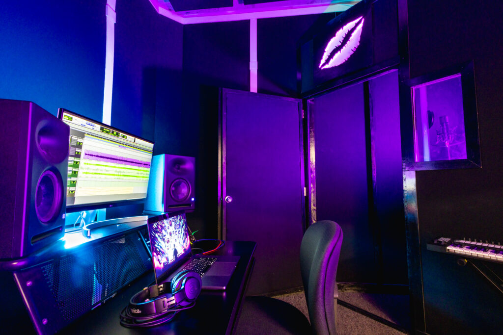 Recording Studio 105 Houston