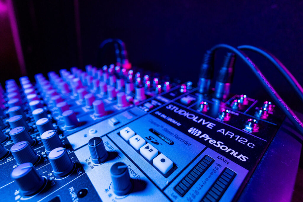 vocal-practice-audio-mixer-houston.jpg